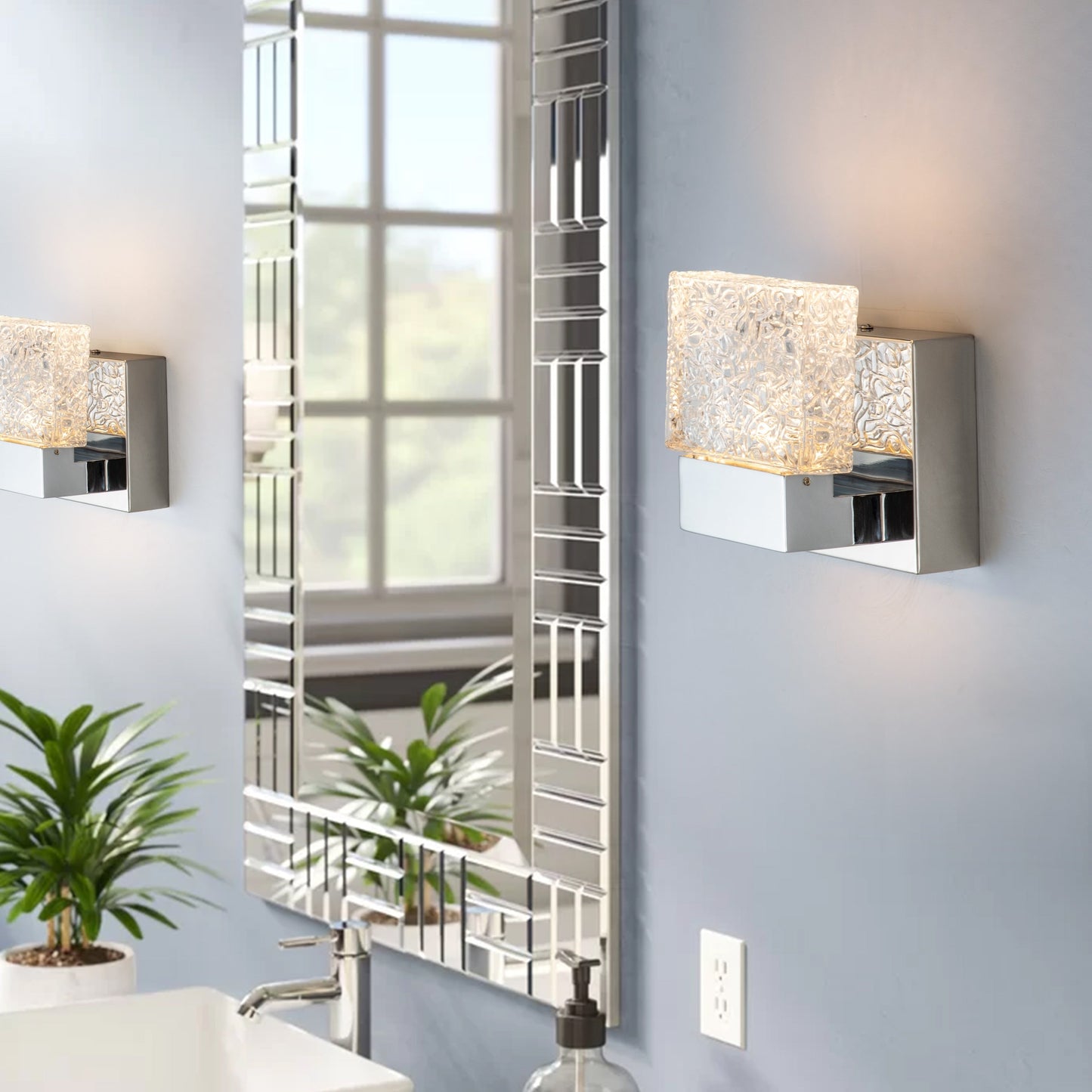 Applique murale à LED intégrée C Cattleya en acier inoxydable 3000 K avec abat-jour en verre artistique - Chrome