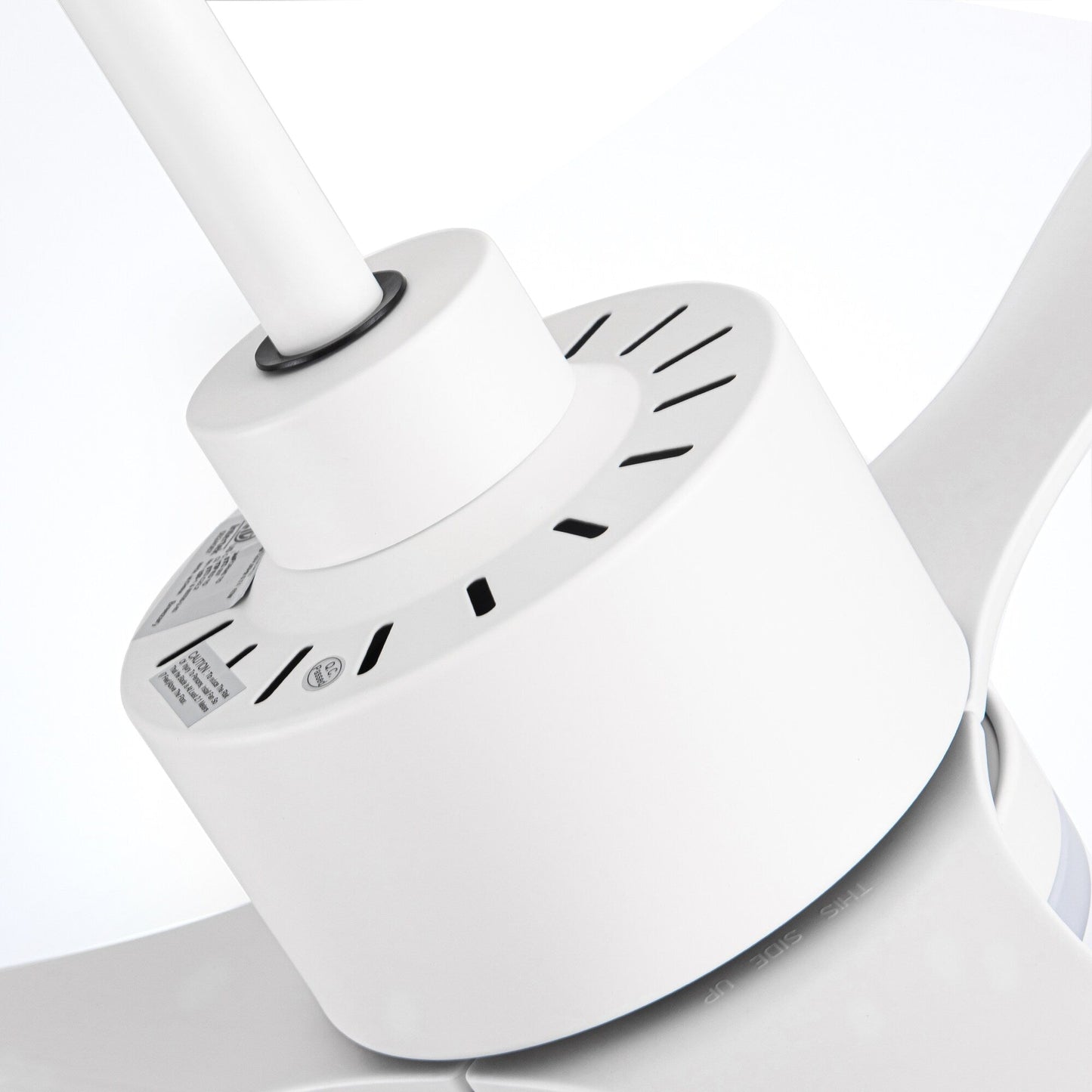 Ventilateur de plafond à DEL de 52 pouces avec télécommande (3 pales)