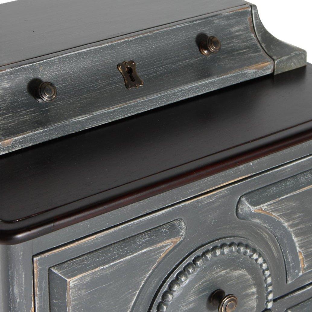 Table de chevet à tiroir secret français