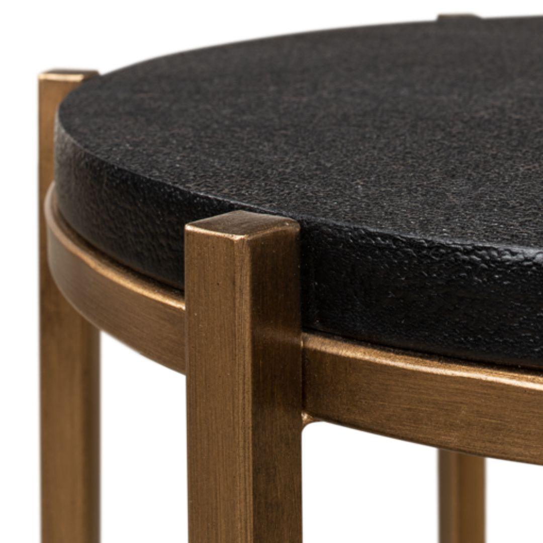 Table d'appoint contemporaine avec plateau en galuchat doré