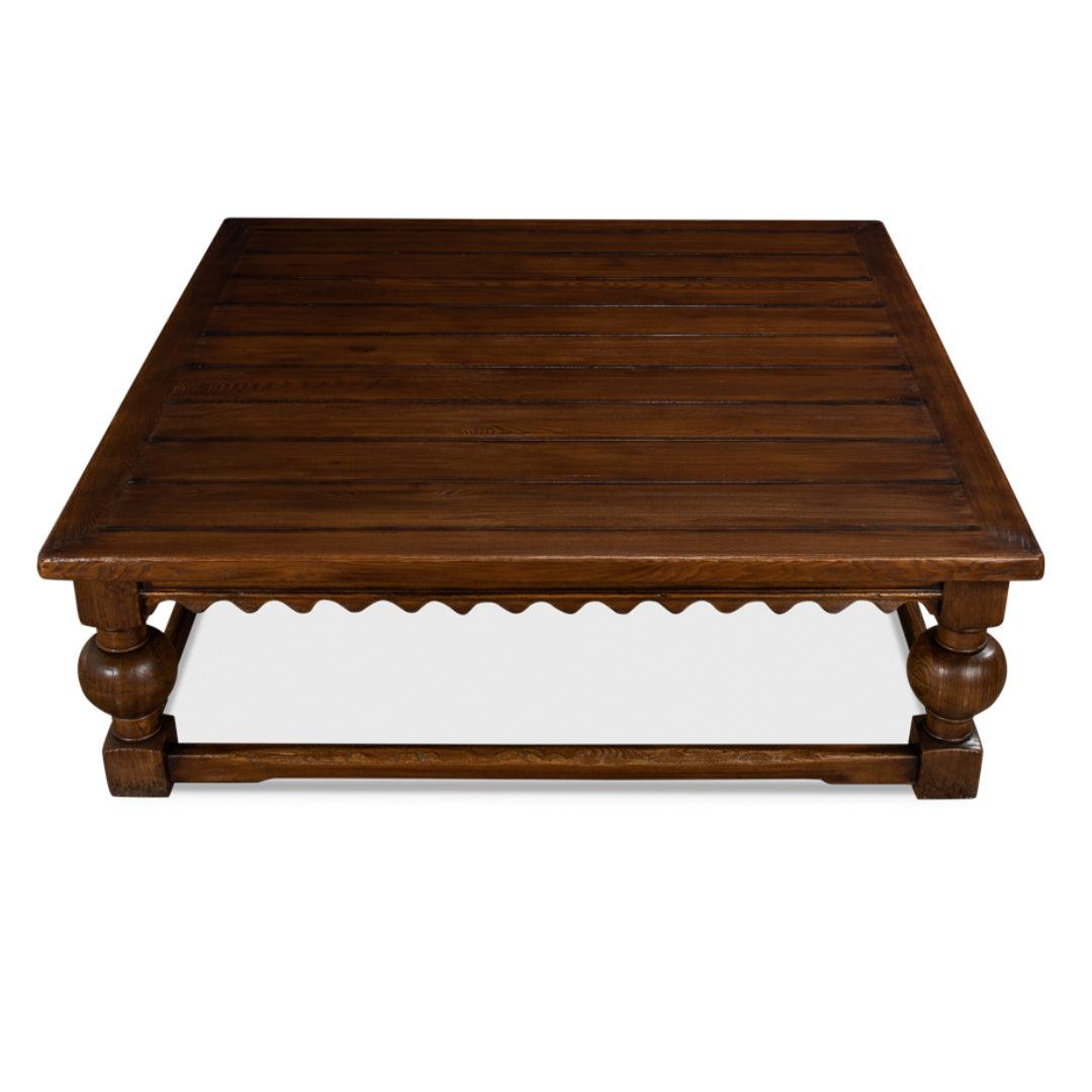 Table basse festonnée en bois de planche