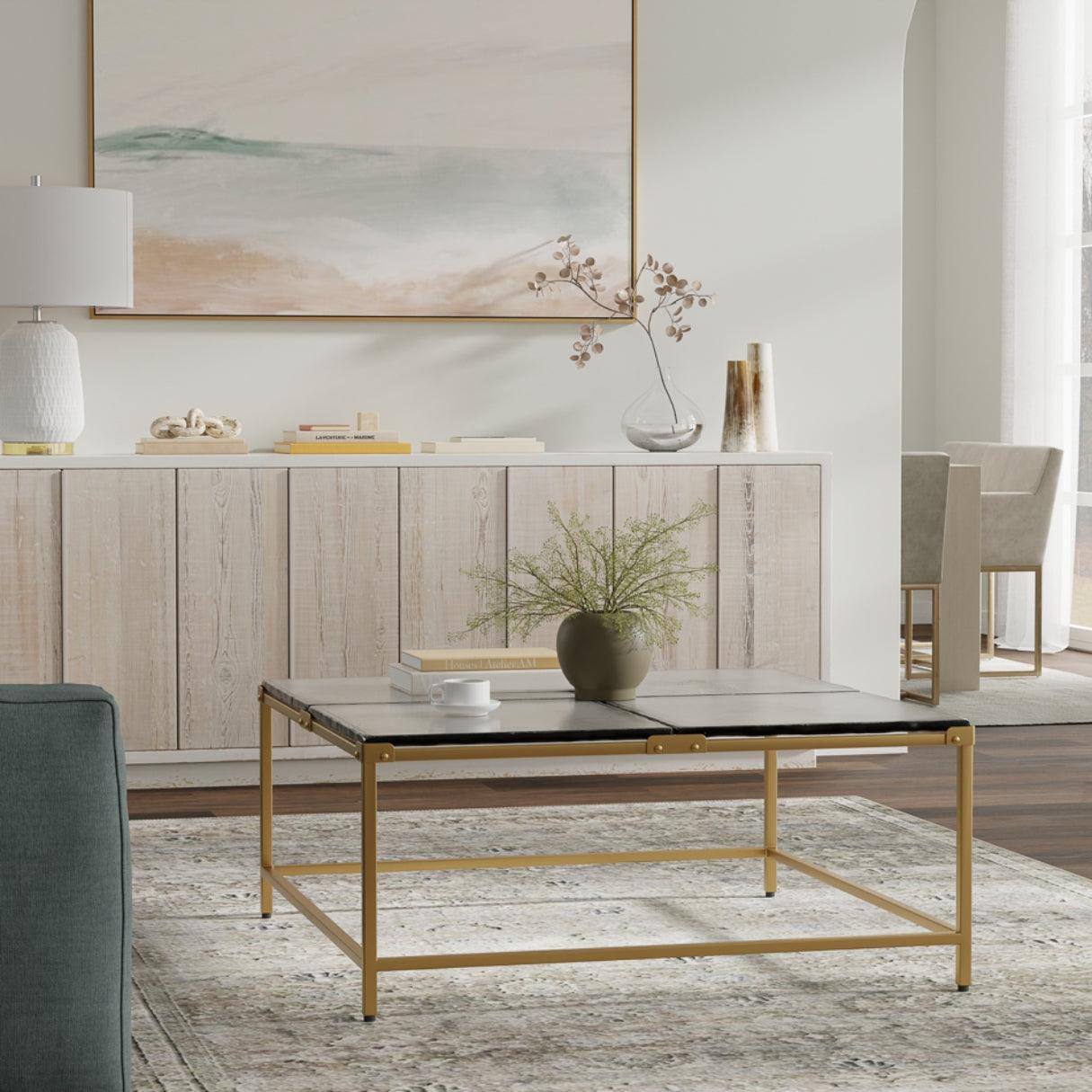 Table basse sectionnelle en laiton avec plateau en verre