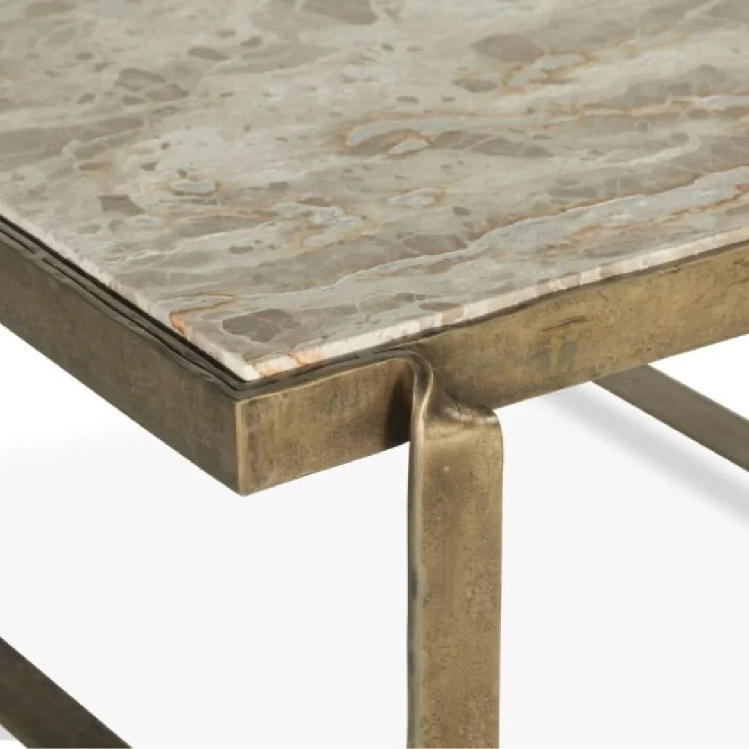 Table basse Zanadu en laiton avec plateau en marbre