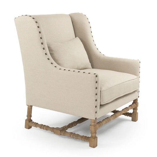 Fauteuil clouté de style provençal
