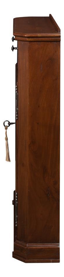 Armoire d'entrée classique de style campagnard français
