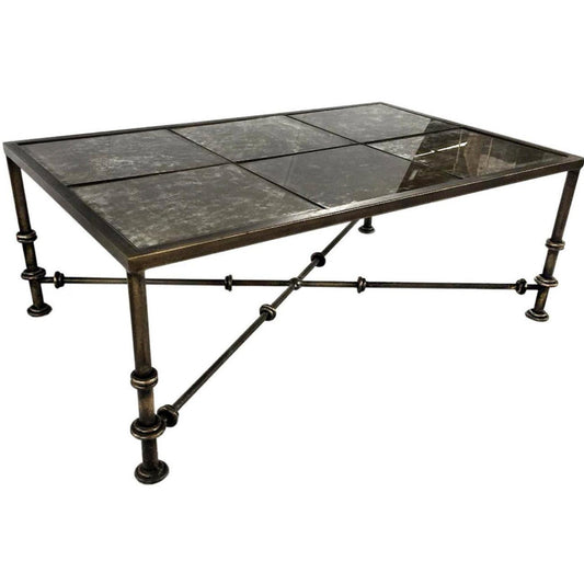 Table basse industrielle en fer et verre vieilli