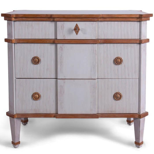 Commode latérale dorée du Château de Vannes