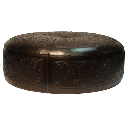 Pouf en cuir sculpté à la main
