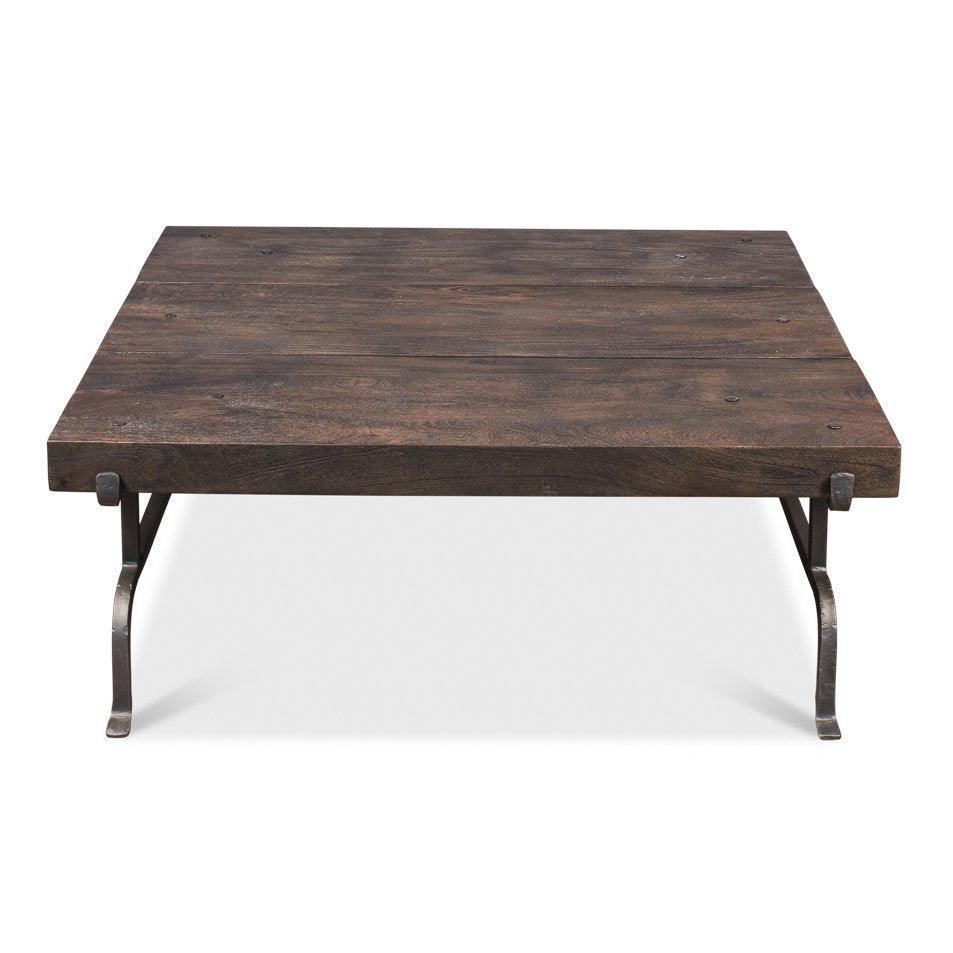 Table basse carrée rustique en planches