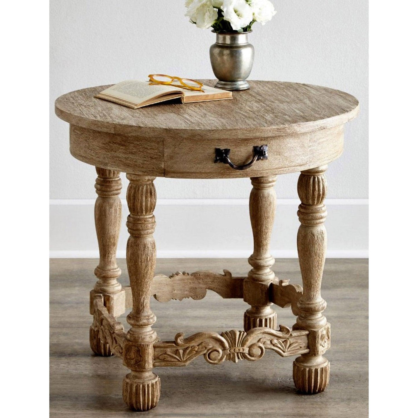 Table d'appoint ronde provençale avec tiroir