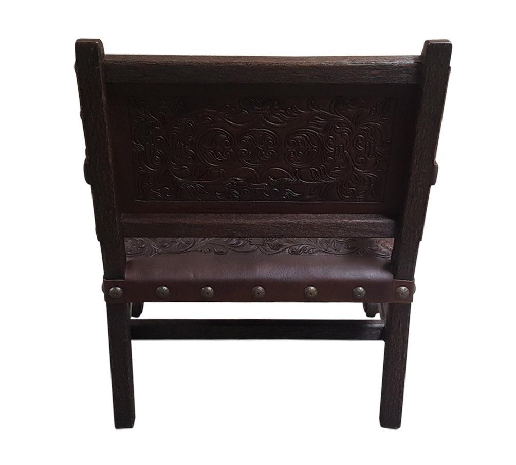 Fauteuil de salon en cuir sculpté espagnol