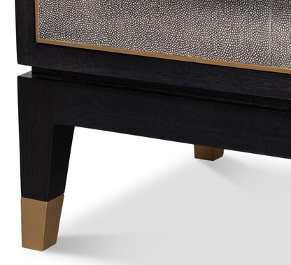 Table de chevet recouverte de cuir gris antique