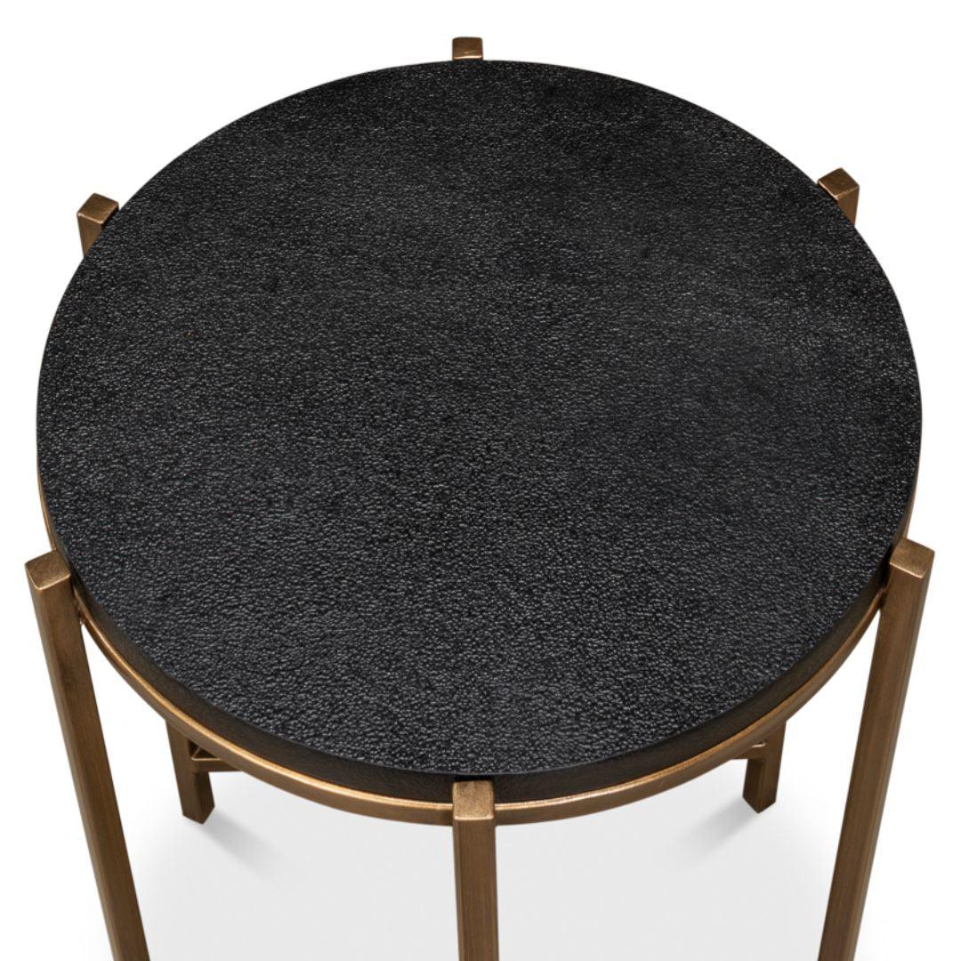 Table d'appoint contemporaine avec plateau en galuchat doré