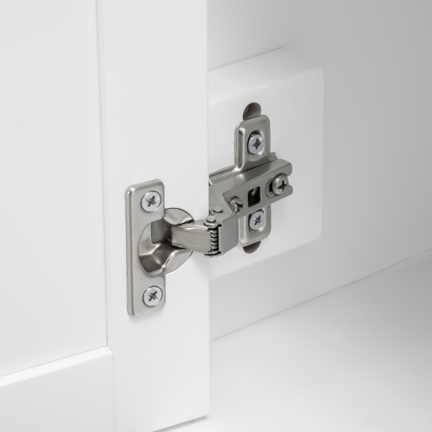 Buffet moderne HOMCOM avec placards de rangement, 2 tiroirs et étagères réglables, noir