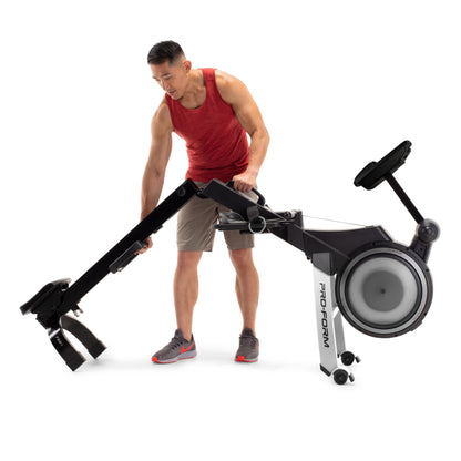 ProForm 750R ; Rameur avec 5 écrans, support de tablette intégré et design compact