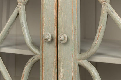 Buffet de ferme antique en sauge
