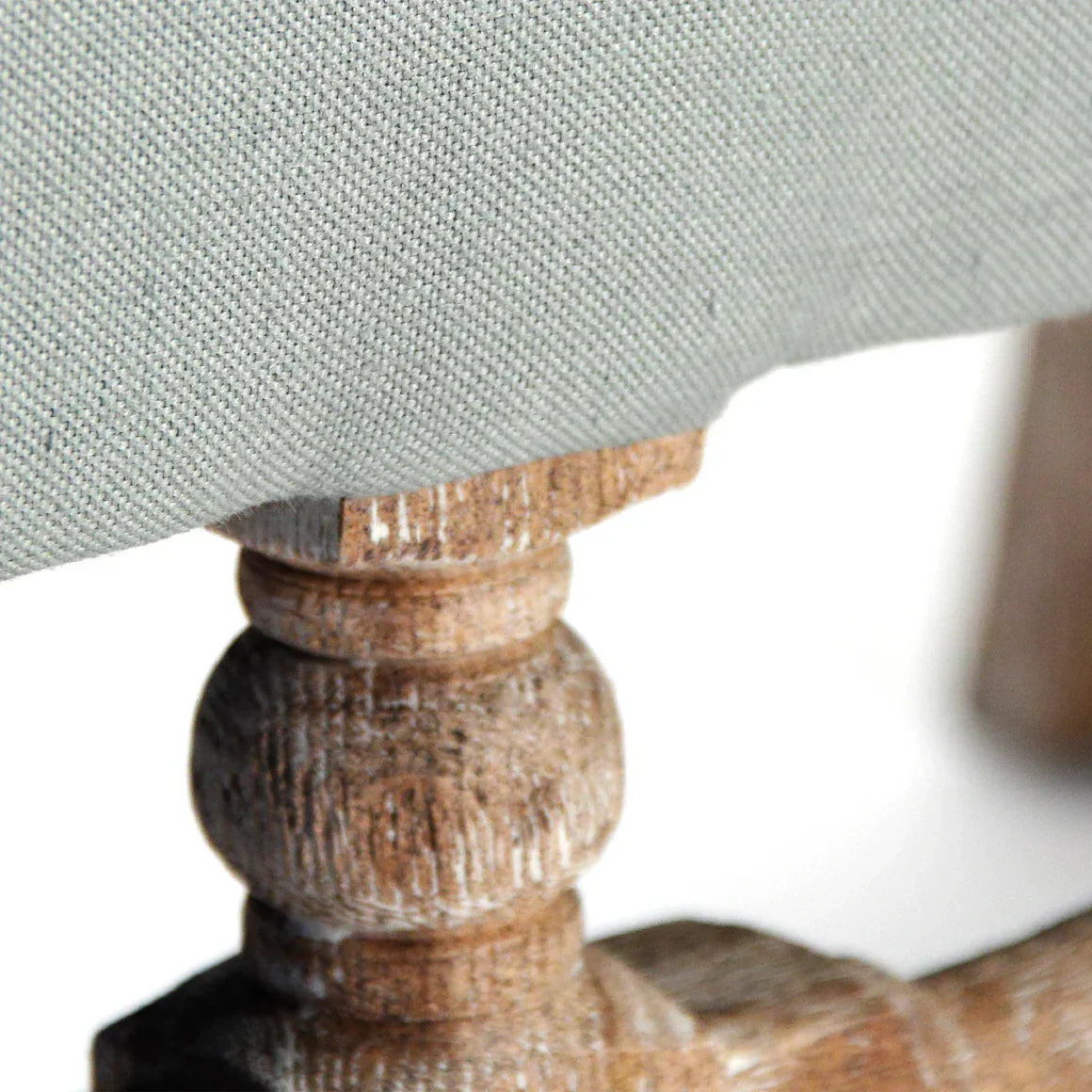 Banquette à dossier haut bleu sauge de Provence