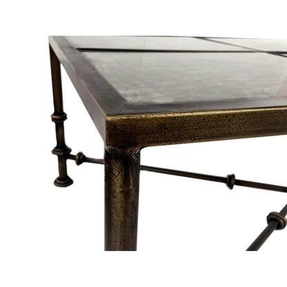 Table basse industrielle en fer et verre vieilli