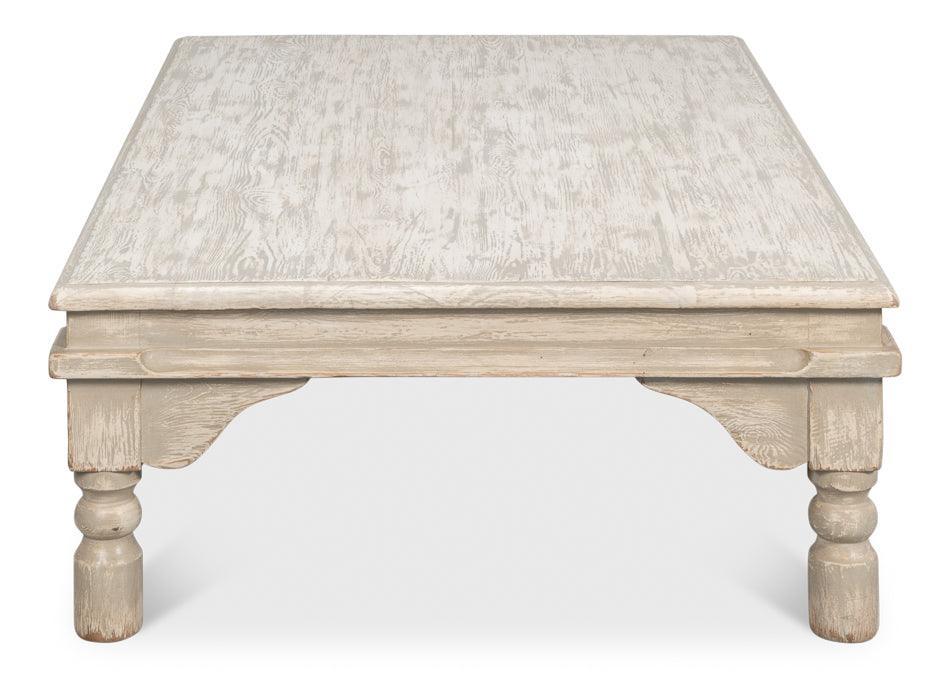 Table basse surdimensionnée en gris délavé