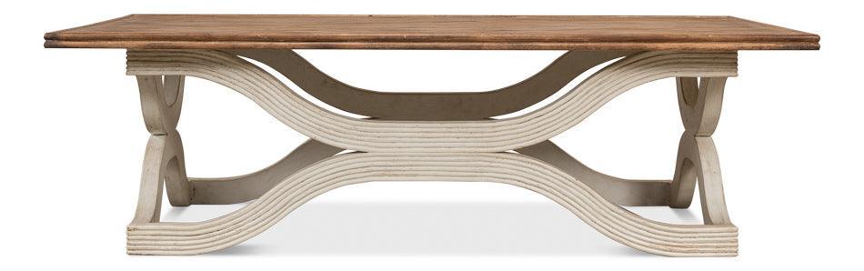 Table basse à base ondulée et plateau en bois